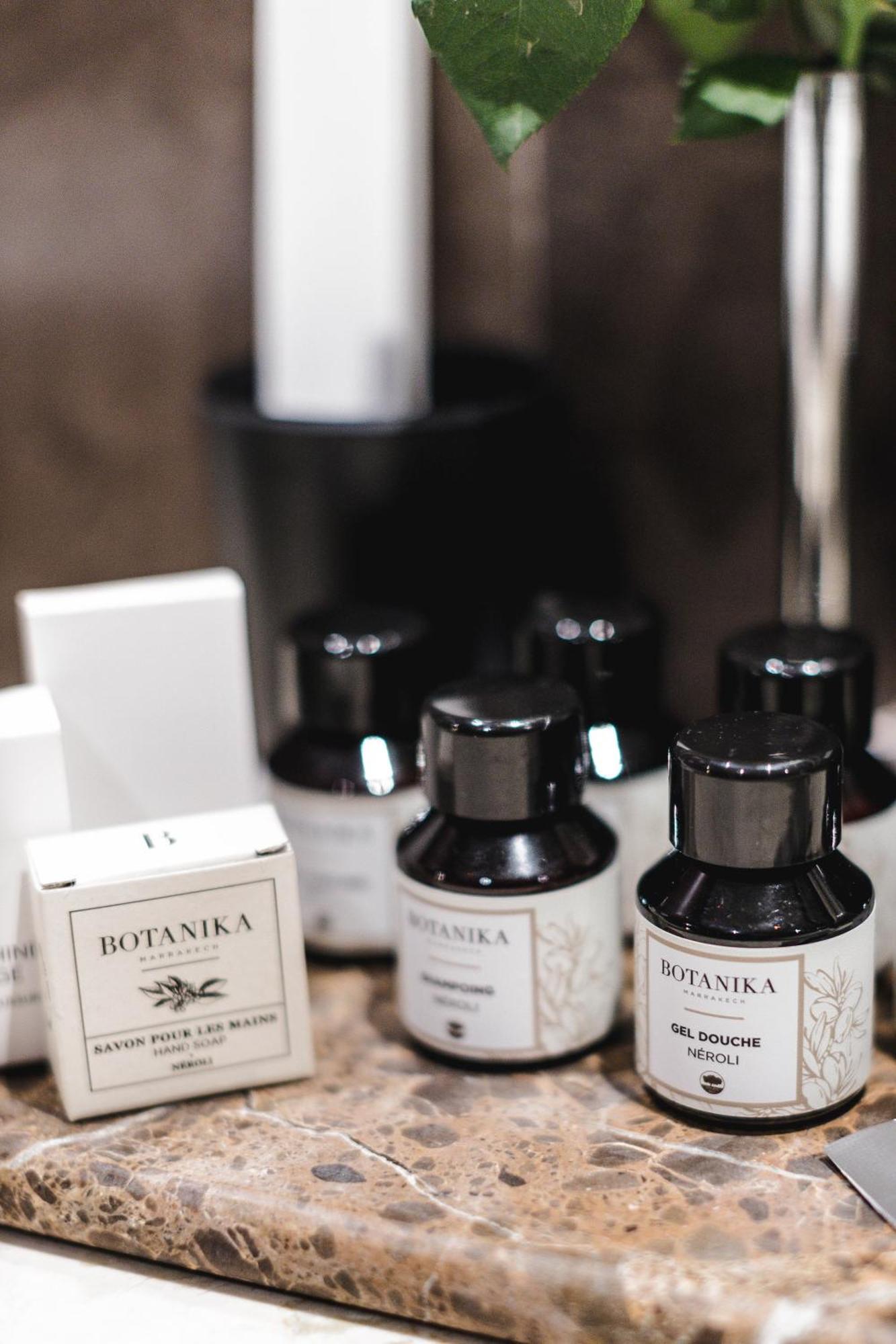 Kenzi Menara Palace & Resort Марракеш Екстер'єр фото Botanika products