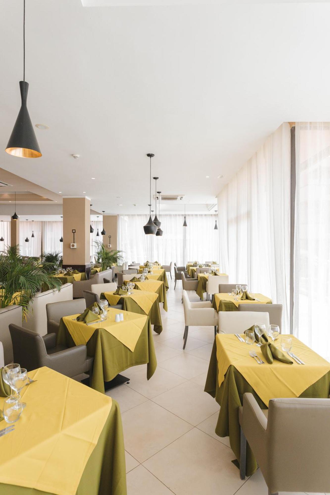Kenzi Menara Palace & Resort Марракеш Екстер'єр фото Restaurant